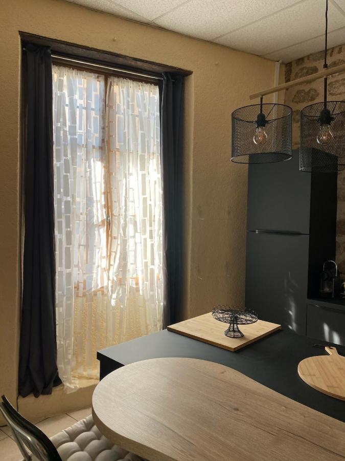 Poppy Appartement De Charme A 2 Min Centre-Ville Figeac Exterior photo